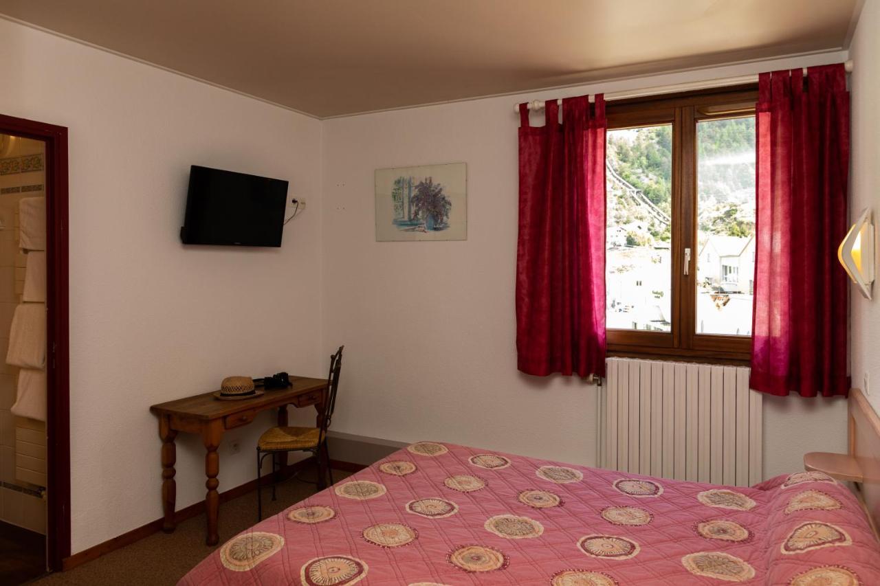 Hotel De La Mairie LʼArgentière-la-Bessée Zewnętrze zdjęcie